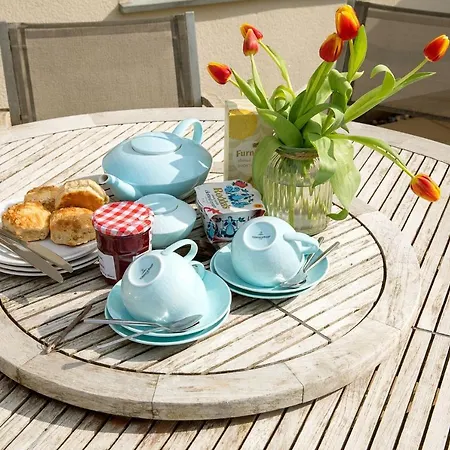 Tamarisk, Treyarnon Bay Holiday home